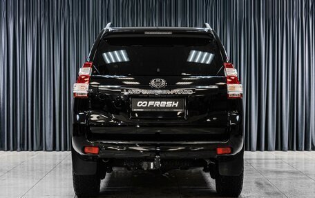 Toyota Land Cruiser Prado 150 рестайлинг 2, 2015 год, 3 699 000 рублей, 4 фотография