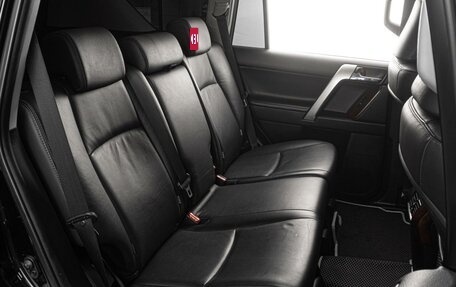 Toyota Land Cruiser Prado 150 рестайлинг 2, 2015 год, 3 699 000 рублей, 9 фотография