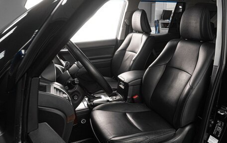 Toyota Land Cruiser Prado 150 рестайлинг 2, 2015 год, 3 699 000 рублей, 12 фотография