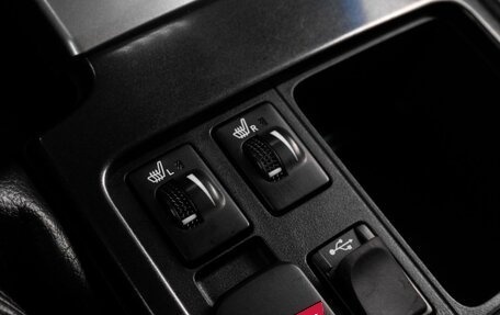 Toyota Land Cruiser Prado 150 рестайлинг 2, 2015 год, 3 699 000 рублей, 17 фотография