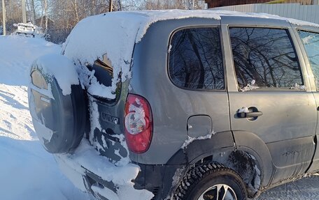 Chevrolet Niva I рестайлинг, 2019 год, 550 000 рублей, 5 фотография