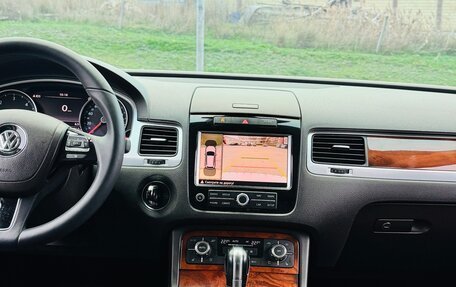 Volkswagen Touareg III, 2010 год, 1 800 000 рублей, 6 фотография