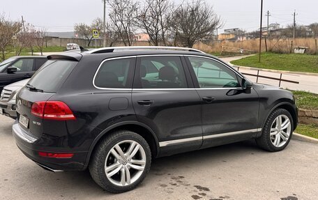 Volkswagen Touareg III, 2010 год, 1 800 000 рублей, 5 фотография