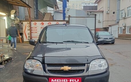 Chevrolet Niva I рестайлинг, 2013 год, 399 000 рублей, 4 фотография
