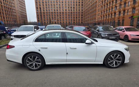 Mercedes-Benz E-Класс, 2024 год, 6 900 000 рублей, 2 фотография