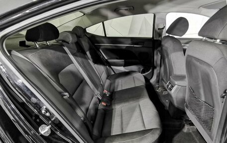 Hyundai Elantra VI рестайлинг, 2017 год, 1 355 000 рублей, 17 фотография