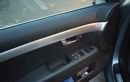 Audi A4, 2005 год, 670 000 рублей, 10 фотография