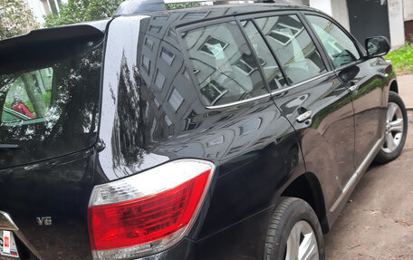 Toyota Highlander III, 2011 год, 2 350 000 рублей, 6 фотография