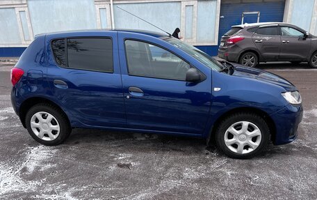 Renault Sandero II рестайлинг, 2014 год, 680 000 рублей, 4 фотография