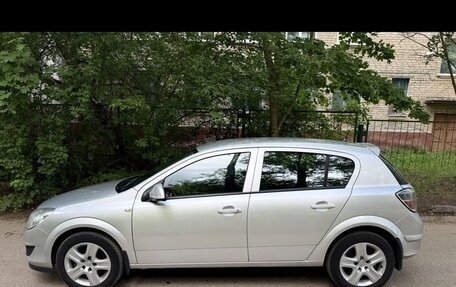 Opel Astra H, 2010 год, 550 000 рублей, 2 фотография