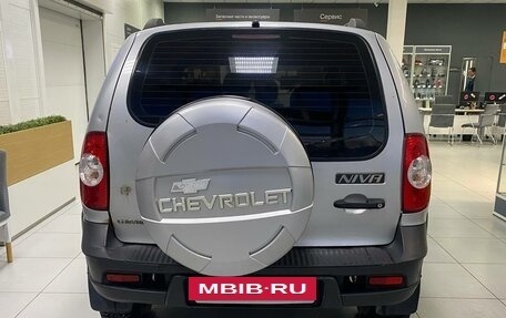 Chevrolet Niva I рестайлинг, 2010 год, 350 000 рублей, 5 фотография