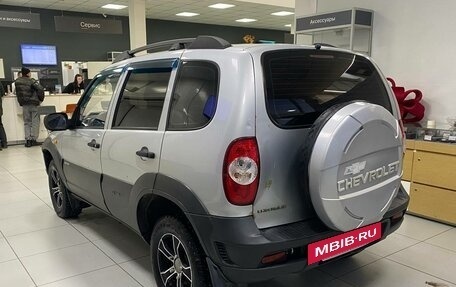 Chevrolet Niva I рестайлинг, 2010 год, 350 000 рублей, 6 фотография