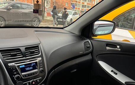 Hyundai Solaris II рестайлинг, 2016 год, 1 350 000 рублей, 12 фотография