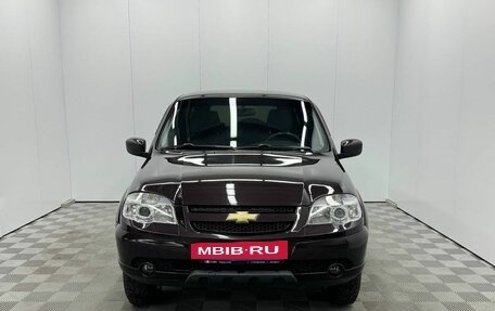 Chevrolet Niva I рестайлинг, 2018 год, 810 000 рублей, 3 фотография