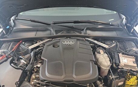 Audi A4, 2018 год, 3 560 000 рублей, 6 фотография