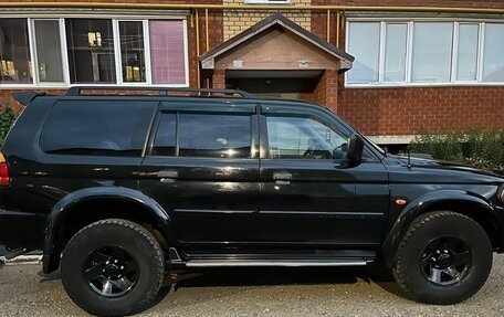 Mitsubishi Pajero Sport II рестайлинг, 2004 год, 1 000 000 рублей, 4 фотография