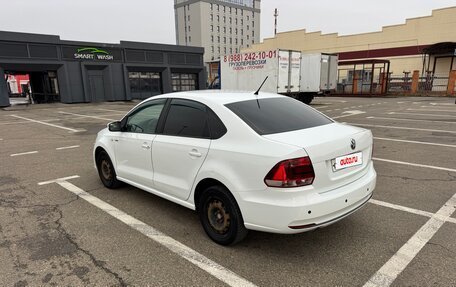 Volkswagen Polo VI (EU Market), 2015 год, 900 000 рублей, 4 фотография