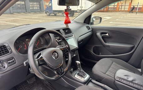 Volkswagen Polo VI (EU Market), 2015 год, 900 000 рублей, 7 фотография