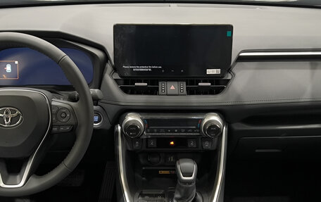 Toyota RAV4, 2025 год, 4 350 000 рублей, 18 фотография