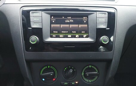 Skoda Rapid I, 2016 год, 1 400 000 рублей, 10 фотография