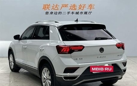 Volkswagen T-Roc I, 2022 год, 1 900 155 рублей, 5 фотография