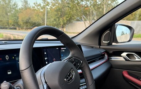 Geely Coolray I, 2024 год, 2 500 000 рублей, 2 фотография