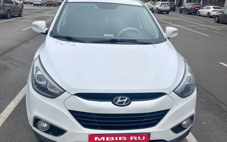 Hyundai ix35 I рестайлинг, 2015 год, 1 690 000 рублей, 10 фотография