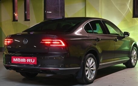 Volkswagen Passat B8 рестайлинг, 2017 год, 2 350 000 рублей, 7 фотография
