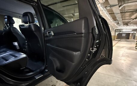 Jeep Grand Cherokee, 2012 год, 1 900 000 рублей, 13 фотография