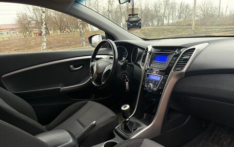 Hyundai i30 II рестайлинг, 2013 год, 830 000 рублей, 10 фотография