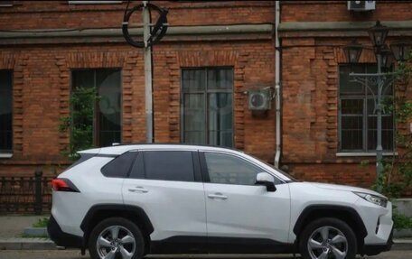 Toyota RAV4, 2019 год, 3 400 000 рублей, 7 фотография