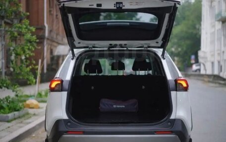 Toyota RAV4, 2019 год, 3 400 000 рублей, 15 фотография