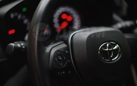 Toyota RAV4, 2019 год, 3 400 000 рублей, 22 фотография