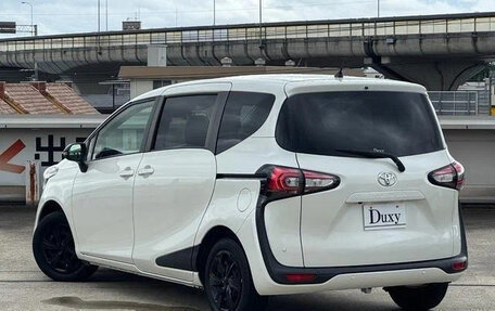 Toyota Sienta II, 2021 год, 1 205 027 рублей, 7 фотография