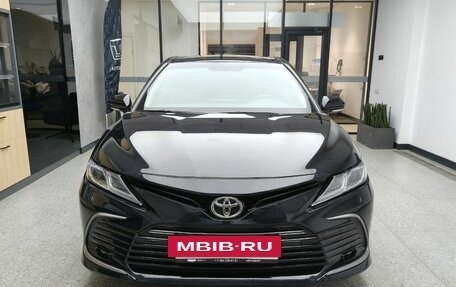 Toyota Camry, 2021 год, 3 350 000 рублей, 3 фотография