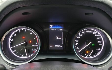 Toyota Camry, 2021 год, 3 350 000 рублей, 12 фотография