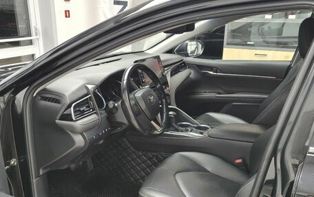 Toyota Camry, 2021 год, 3 350 000 рублей, 8 фотография