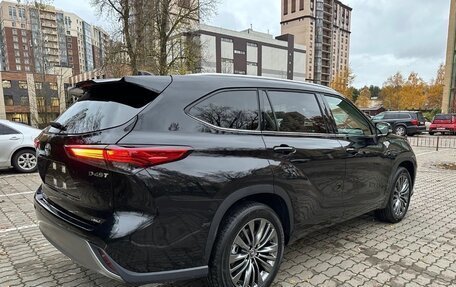 Toyota Highlander, 2025 год, 5 800 000 рублей, 2 фотография