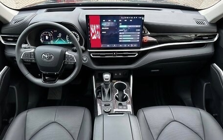 Toyota Highlander, 2025 год, 5 800 000 рублей, 13 фотография