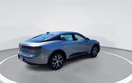 Toyota Crown, 2024 год, 7 600 000 рублей, 4 фотография