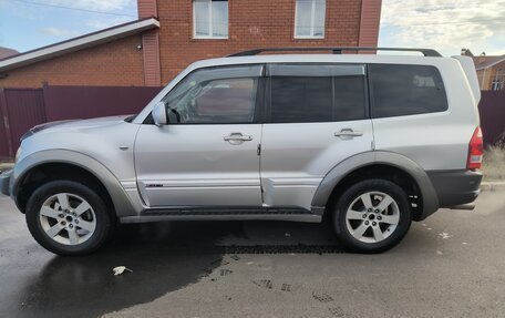 Mitsubishi Montero III, 2003 год, 1 190 000 рублей, 8 фотография