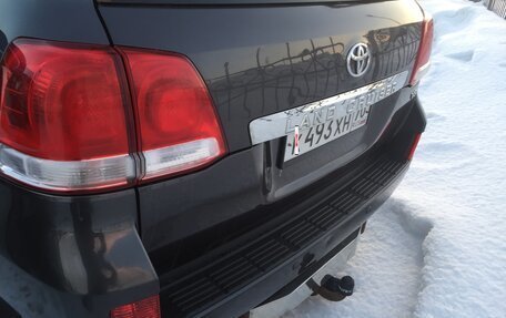 Toyota Land Cruiser 200, 2008 год, 2 450 000 рублей, 4 фотография