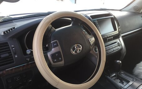 Toyota Land Cruiser 200, 2008 год, 2 450 000 рублей, 7 фотография