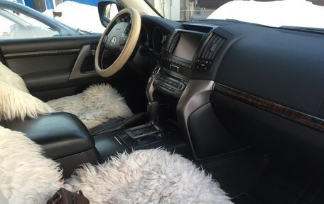 Toyota Land Cruiser 200, 2008 год, 2 450 000 рублей, 9 фотография