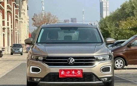 Volkswagen T-Roc I, 2021 год, 1 450 000 рублей, 2 фотография