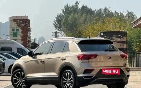 Volkswagen T-Roc I, 2021 год, 1 450 000 рублей, 4 фотография