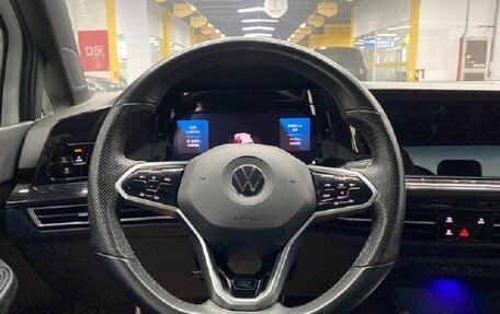 Volkswagen Golf VIII, 2021 год, 1 999 777 рублей, 13 фотография