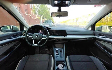 Volkswagen Golf VIII, 2022 год, 1 500 000 рублей, 6 фотография