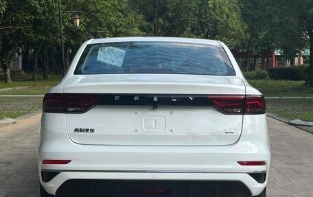 Geely Emgrand, 2021 год, 1 200 000 рублей, 6 фотография