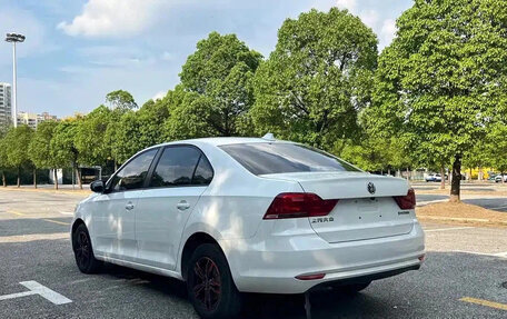 Volkswagen Santana, 2022 год, 930 000 рублей, 3 фотография